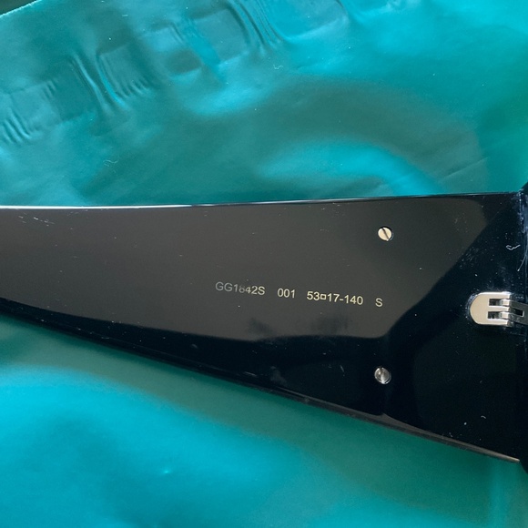 Gucci GG1842S SUNGLASSES - Picture 14 of 14